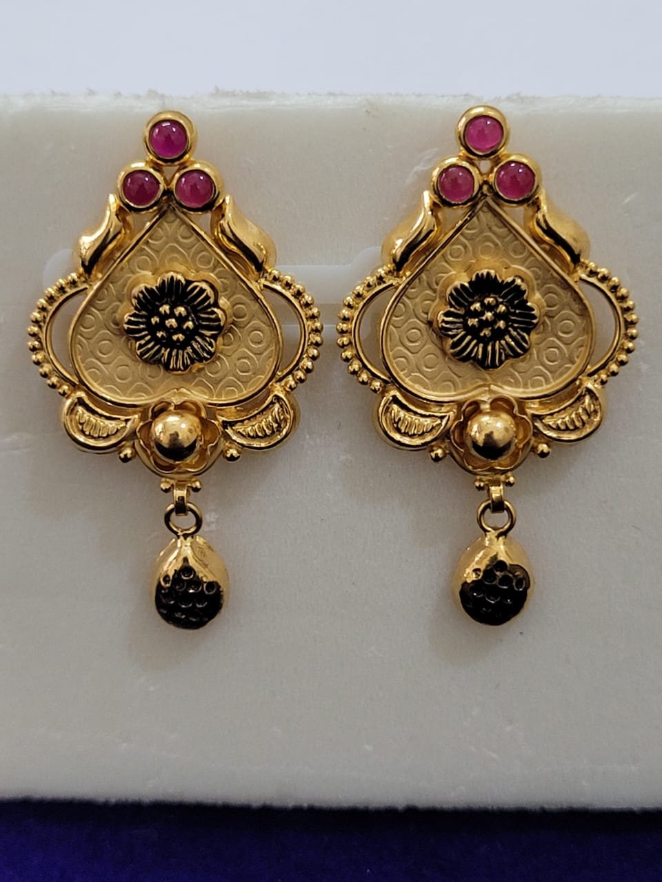 WhatsApp Image 2025-09-24 at 12.37.10 (1)