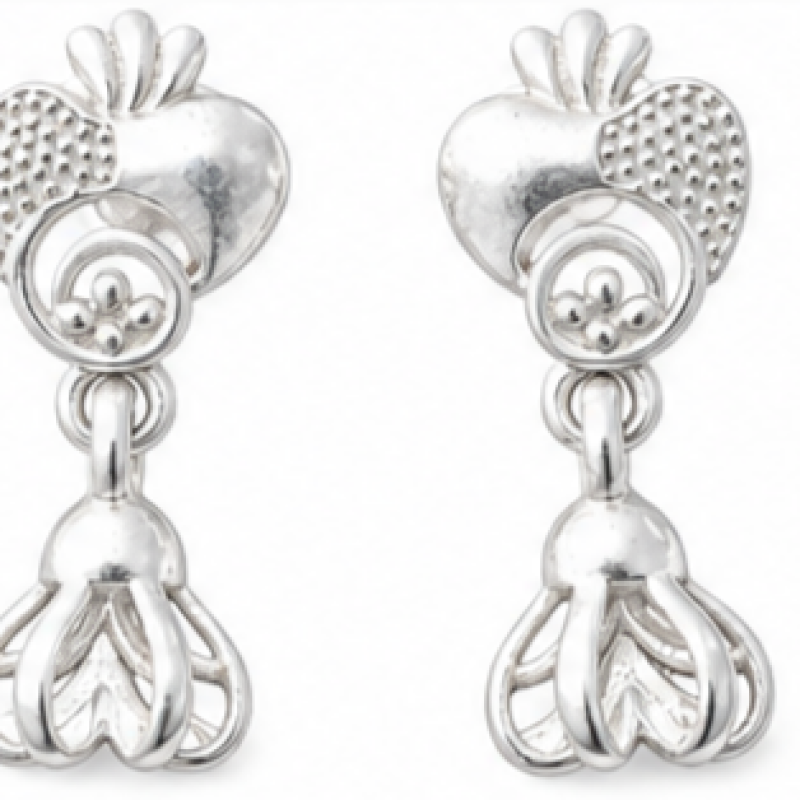 SILVER EARRING