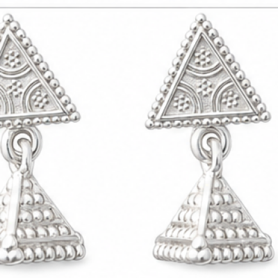 SILVER EARRING